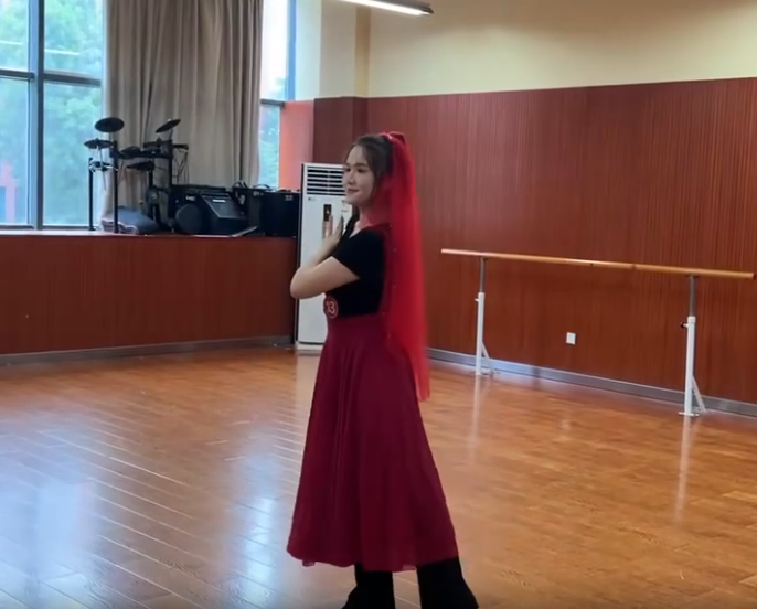 舞蹈律动视频封面